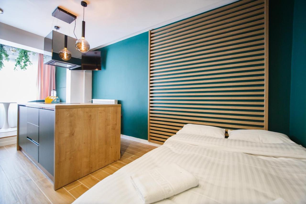 Green Velvet City Retreat Oradea Exterior foto